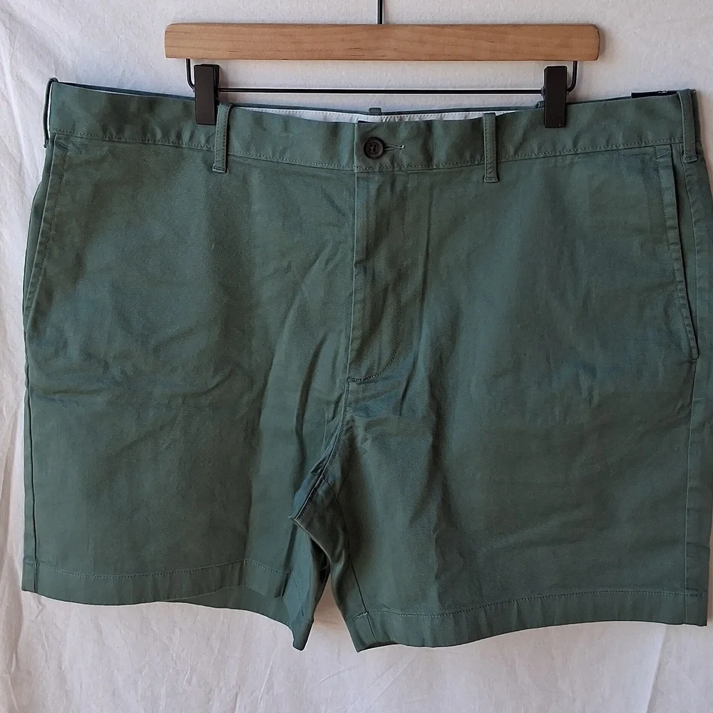 J.Crew Olive Green Shorts Size 40